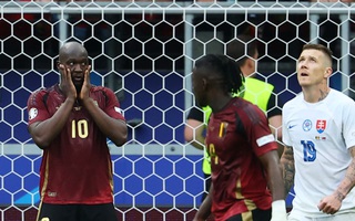 EURO 2024: Lukaku hai lần bị VAR từ chối, Bỉ thất bại ngày ra quân