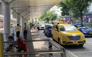 Chấn chỉnh hoạt động đón trả khách tại sân bay Tân Sơn Nhất