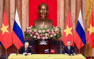 Chủ tịch nước Tô Lâm và Tổng thống Vladimir Putin họp báo