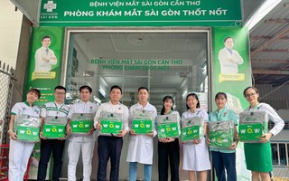 Khách hàng trải nghiệm hệ thống phòng khám vệ tinh về mắt