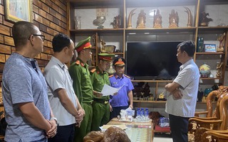 Khởi tố, bắt tạm giam Phó Chủ tịch UBND huyện Hướng Hóa