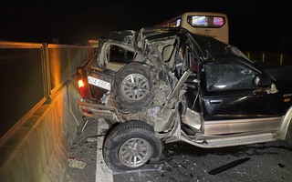 Hình ảnh hiện trường vụ tai nạn trên đường cao tốc Trung Lương - Mỹ Thuận khiến 3 người chết