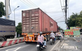 Chuẩn bị cấm xe tải 2 "tuyến đường đen" ở huyện Hóc Môn