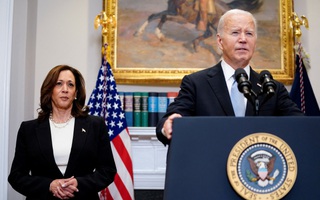 Tổng thống Joe Biden rút lui, đề cử bà Harris thay thế