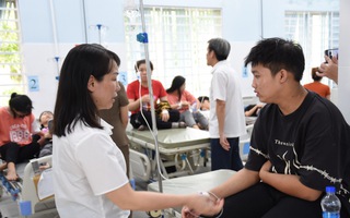 63 công nhân nhập viện sau bữa trưa ở Bình Phước, công an vào cuộc