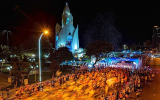 Hơn 9.000 người tham gia giải chạy VnExpress marathon Nha Trang