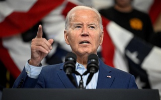 Tổng thống Biden "đang giải quyết" vấn đề quan trọng cho Ukraine