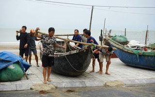 Áp thấp nhiệt đới có thể mạnh lên thành bão, Thanh Hóa ra công điện ứng phó