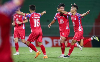 CLB TP Hồ Chí Minh đánh bại á quân V-League