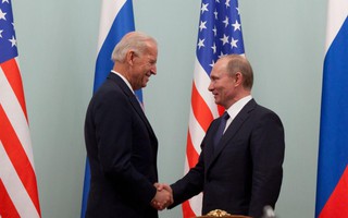 Tổng thống Biden đặt bẫy trừng phạt Nga với ông Trump?