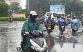 Thời tiết TP HCM hôm nay, 2-1: Mưa trái mùa có xu hướng gia tăng