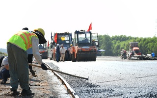 Thi công xuyên Tết tại 2 dự án trọng điểm quốc gia qua Đồng Nai