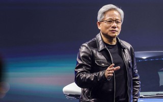 Đằng sau “cú trượt” của CEO NVIDIA Jensen Huang