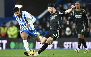 Hòa tệ hại Brighton, Arsenal hết hy vọng đua vô địch Ngoại hạng