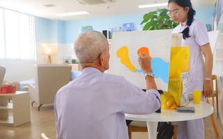 Ra mắt mô hình mới: Chăm sóc, đưa đón người cao tuổi trong ngày