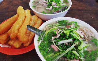 Phở không chỉ là món ăn, còn là câu chuyện về lịch sử, văn hóa