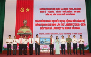 Đoàn Đại biểu Đại hội Đảng bộ TP HCM làm việc với Vùng 2 Hải quân