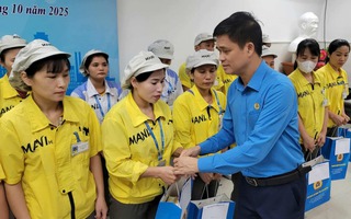 Tổng Liên đoàn Lao động Việt Nam thăm, tặng quà tại tỉnh Thái Nguyên