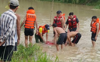 Bơi qua sông chảy xiết, người đàn ông chăn bò chết đuối