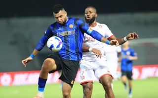 Clip: CLB Hoàng Anh Gia Lai thua đậm trên sân Lạch Tray