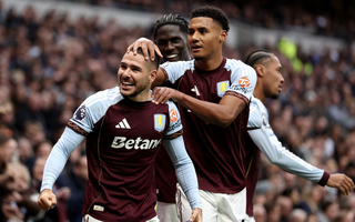 Thua ngược Aston Villa, Tottenham lỗi hẹn ngôi nhì Ngoại hạng Anh