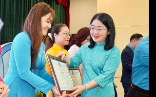 LĐLĐ TP HCM vinh danh 145 nữ CNVC-LĐ "Giỏi việc nước, Đảm việc nhà"