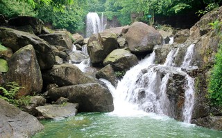 "Ngậm cười chín suối"