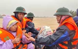 Chủ tịch Quảng Trị chỉ đạo khẩn ứng phó ngập lụt, sạt lở do mưa lớn