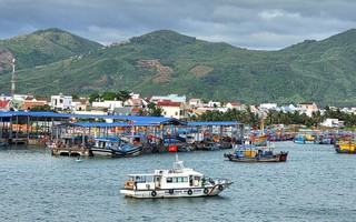 Gia Lai tạm dừng hoạt động du lịch đường biển trước bão số 12