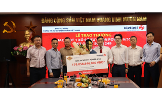 Một giáo viên tại Đà Nẵng trúng thưởng vé số Vietlott hơn 179 tỉ đồng