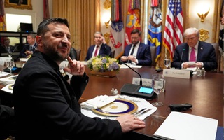 Tổng thống Mỹ và Ukraine lại "khẩu chiến" trong hội đàm mới đây?