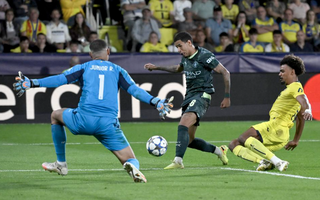 Haaland lập công, Man City xóa dớp sân khách ở Champions League