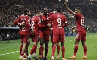 Chelsea, Liverpool đại thắng ở Champions League
