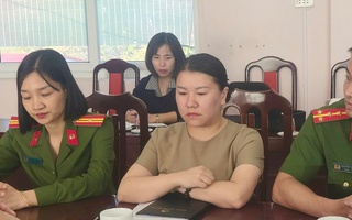Một nữ cán bộ phòng kinh tế xã bị bắt giữ