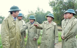 Tân Bí thư Tỉnh ủy Quảng Trị kiểm tra về ứng phó với mưa lũ sau bão số 12