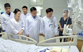 Vụ đâm 7 người bị thương trong bệnh viện: Tập trung điều trị cho các nạn nhân