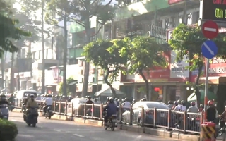 150 chủ phương tiện chạy xe ngược chiều ở TP HCM được gửi thông báo