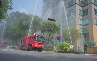 3.000 người tham gia diễn tập chữa cháy tại toà nhà mPlaza Saigon
