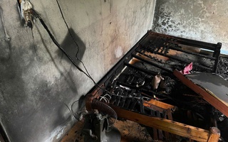 Điện thoại phát nổ, ngôi nhà ở Quảng trị bùng cháy