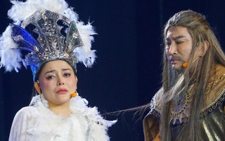 Khán giả cổ vũ Hồng Quyên, Trọng Phúc, Kim Tử Long trong đêm nhạc kịch "Mộng phù hoa"