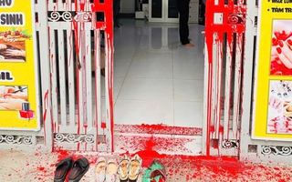 TP HCM: Xử lý người tên Mai do tạt sơn nhà một phụ nữ không quen biết