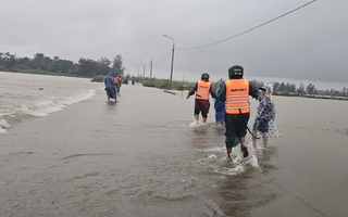 Đà Nẵng: Một học sinh bị nước cuốn tử vong, thủy điện đang xả lũ lưu lượng lớn