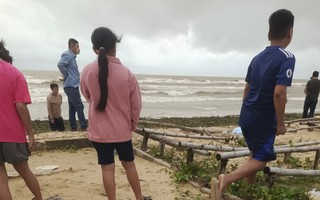 Thi thể trẻ sơ sinh trôi dạt vào bờ biển Đà Nẵng