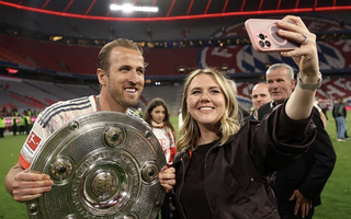 "Nóc nhà" không muốn Harry Kane quay lại chơi bóng ở Anh