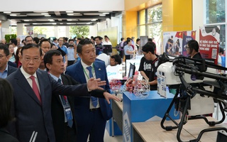 TP HCM tiên phong chuyển đổi kép