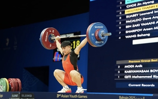 Lực sĩ 16 tuổi Nguyễn Thành Duy xuất sắc đoạt HCV