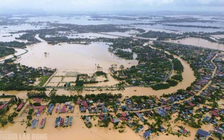 Bộ Chính trị chỉ đạo về khắc phục thiệt hại do bão số 10 Bualoi