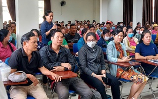 Đừng để người lao động "thiệt kép"