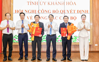 Khánh Hoà công bố nhiều quyết định về công tác cán bộ
