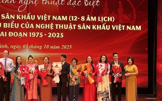 Vinh danh 140 nghệ sĩ trong chương trình Hành trình 50 năm sân khấu Việt Nam